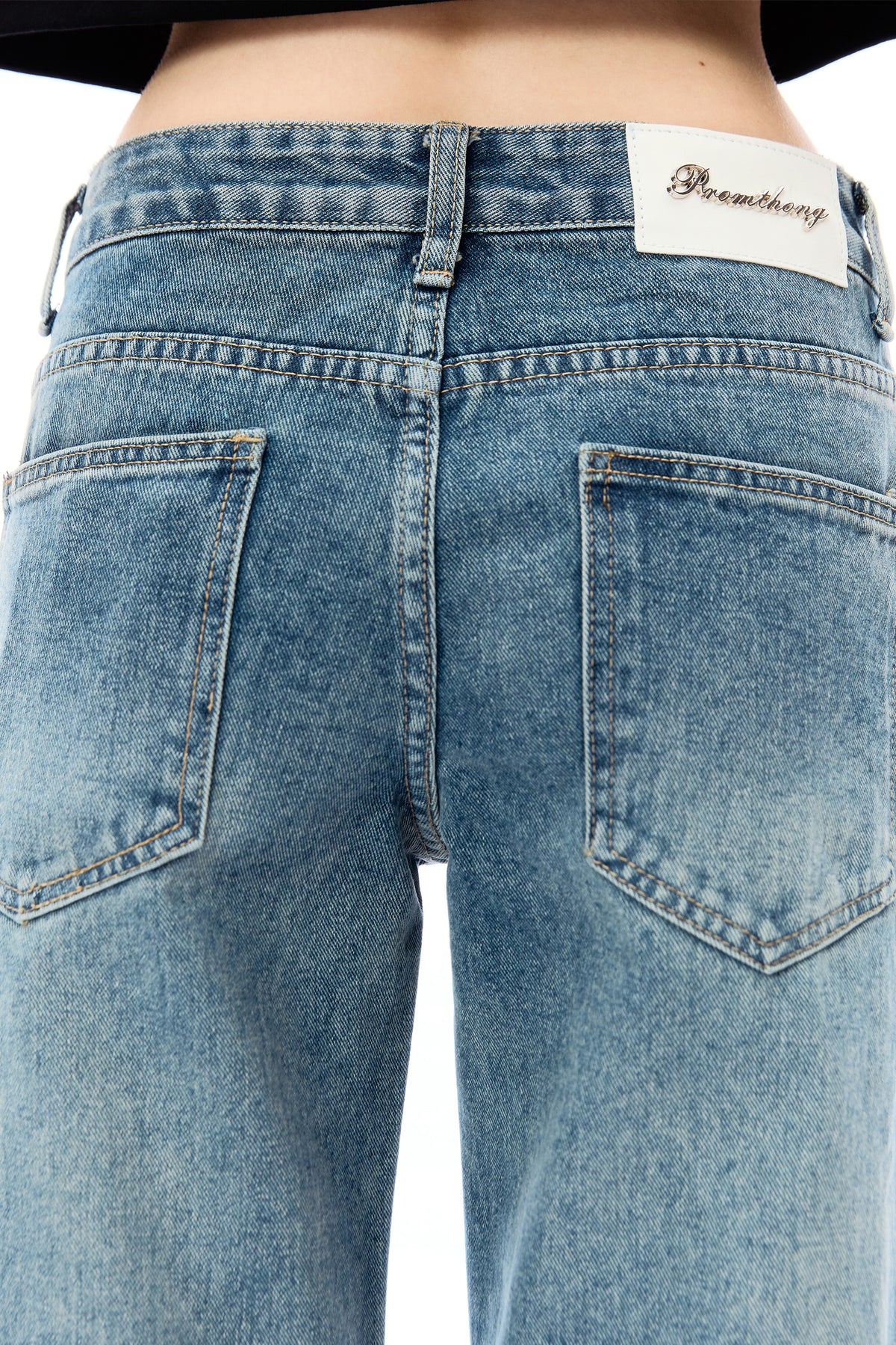 Olivia low waist - dark wash