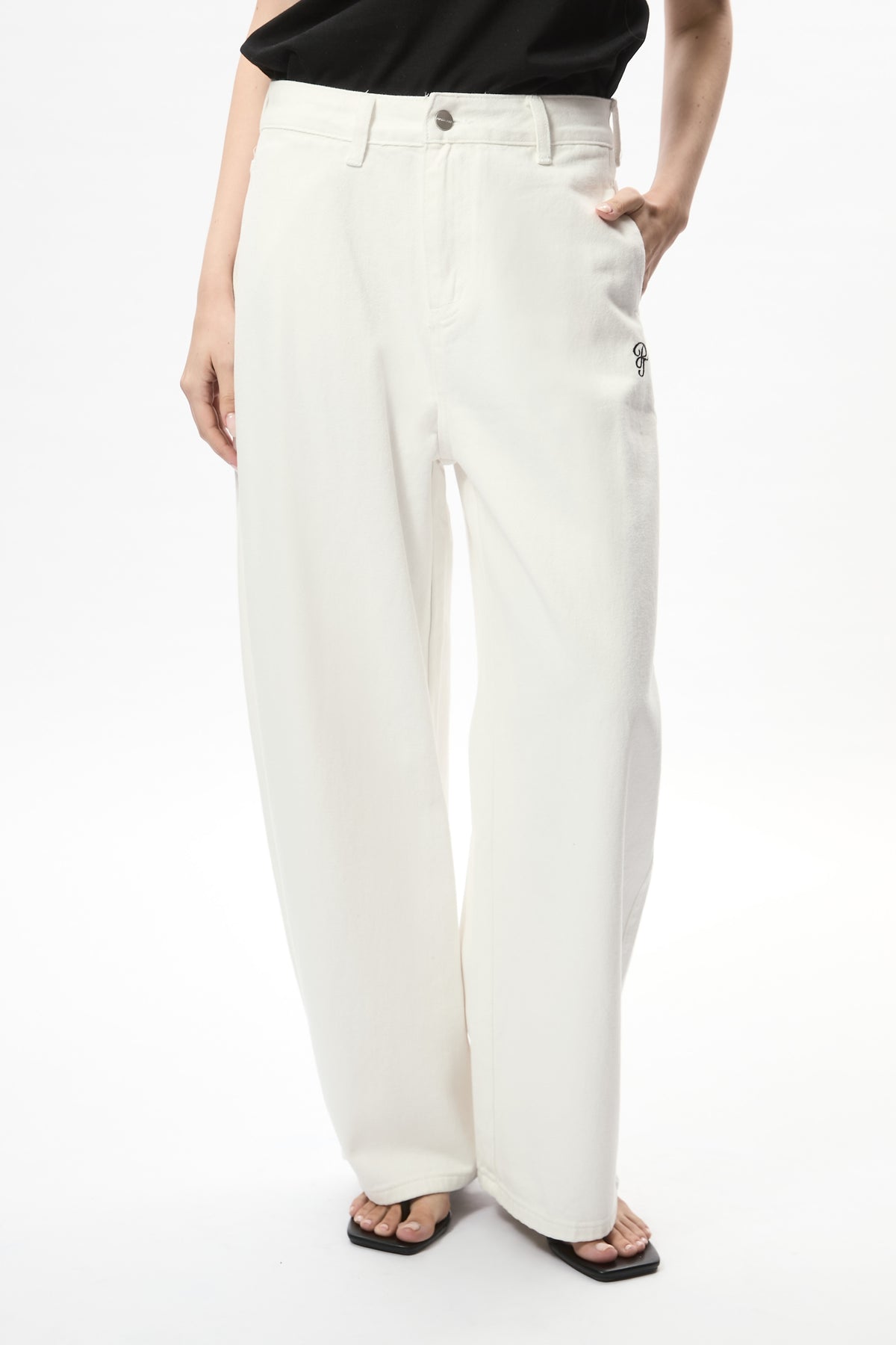 Demna Barrel Slim - white