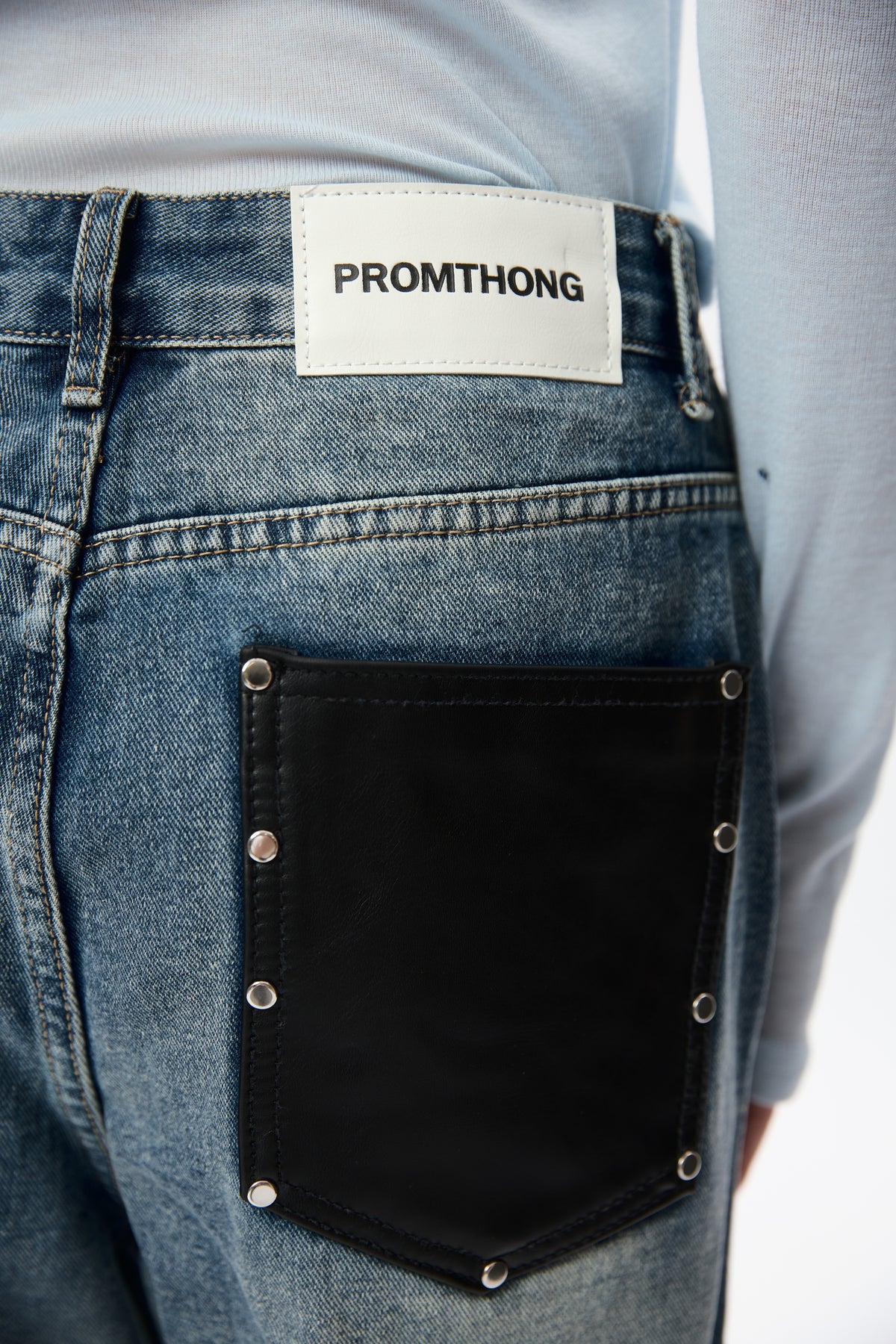 Vera Rivet Wide Leg Jeans - navy