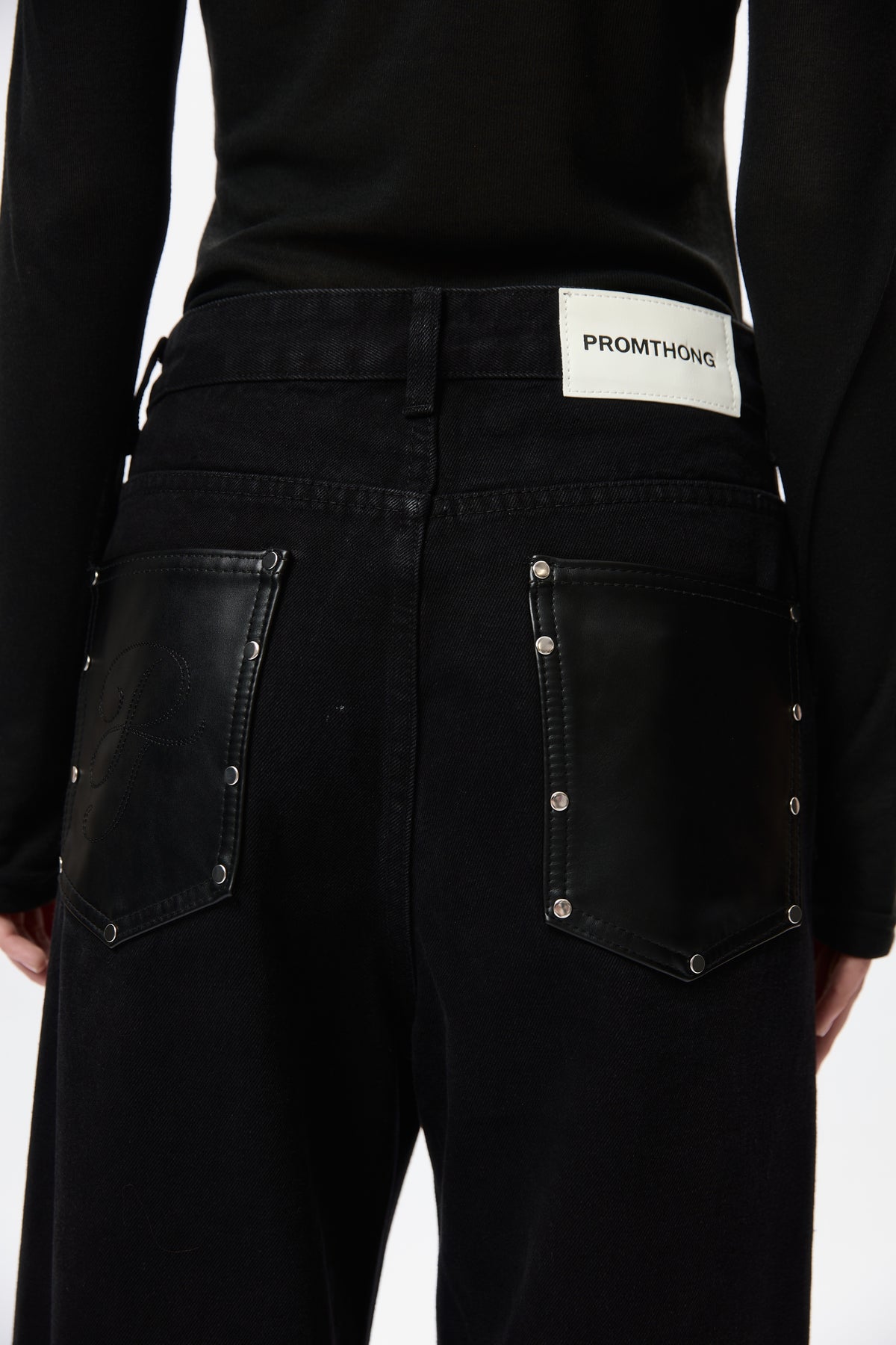 Vera Rivet Wide Leg Jeans - black